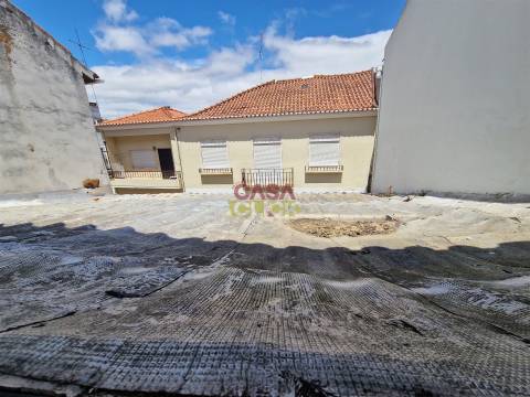 Moradia T2 Venda em Torres Novas (Santa Maria, Salvador e Santiago),Torres Novas