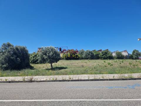 Terreno T3 Venda em Torres Novas (Santa Maria, Salvador e Santiago),Torres Novas