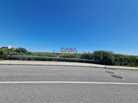 Terreno T3 Venda em Torres Novas (Santa Maria, Salvador e Santiago),Torres Novas