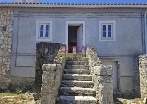 Moradia T2 Venda em Nossa Senhora das Misericórdias,Ourém