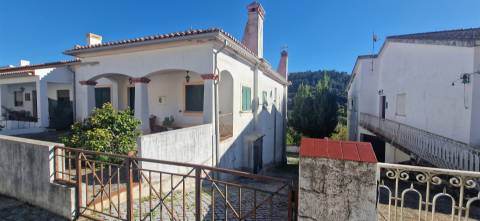 Moradia T4 Venda em Ribeira de Nisa e Carreiras,Portalegre