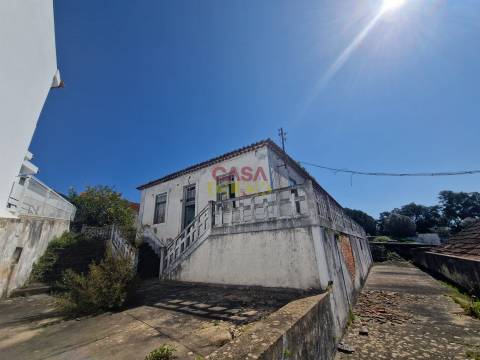 Moradia T6 Venda em Santarém (Marvila), Santa Iria da Ribeira de Santarém, Santarém (São Salvador) e Santarém (São Nicolau),Santarém