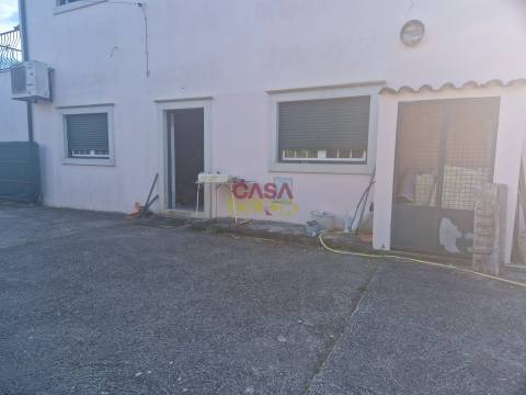 Loja  Venda em Asseiceira,Tomar