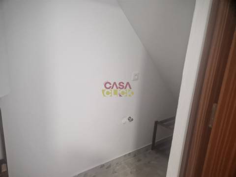 Moradia T2 Arrendamento em Malhou, Louriceira e Espinheiro,Alcanena