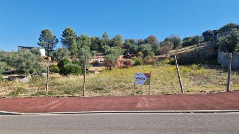 Lote de Terreno T3 Venda em Bugalhos,Alcanena