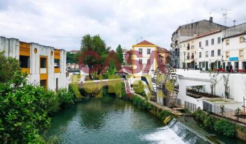 Apartamento T3 Venda em Torres Novas (Santa Maria, Salvador e Santiago),Torres Novas