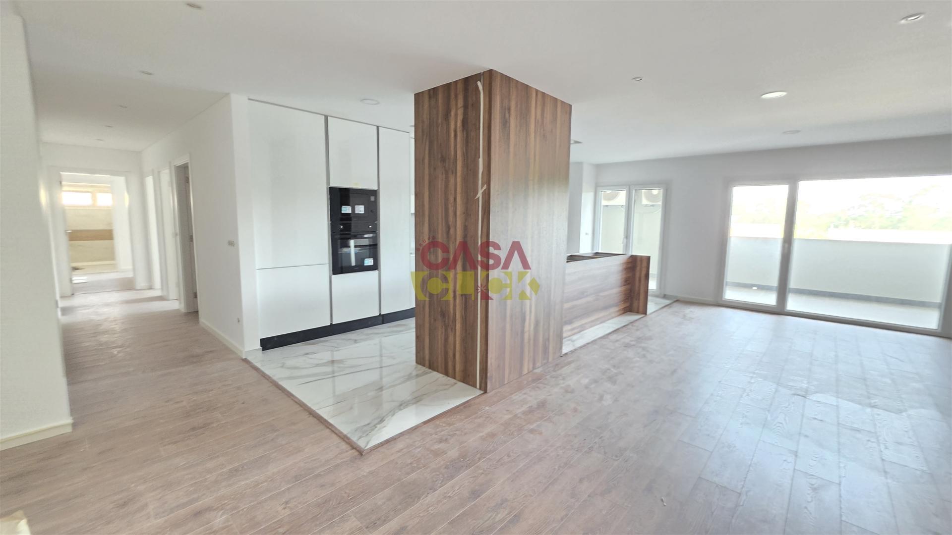 Apartamento T3 DUPLEX Venda em Nossa Senhora de Fátima,Entroncamento