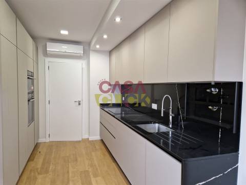 Apartamento T4 Venda em Tomar (São João Baptista) e Santa Maria dos Olivais,Tomar