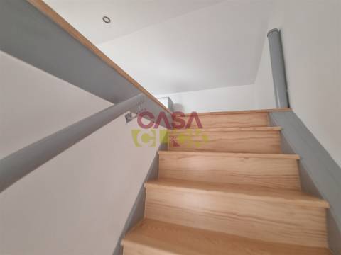 Apartamento T1+1 Arrendamento em Torres Novas (Santa Maria, Salvador e Santiago),Torres Novas