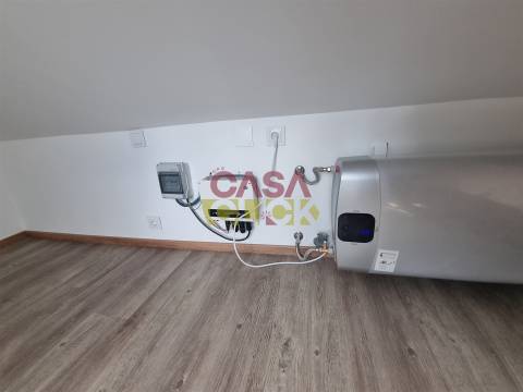 Apartamento T1+1 Arrendamento em Torres Novas (Santa Maria, Salvador e Santiago),Torres Novas