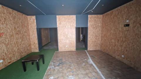 Loja  Arrendamento em Torres Novas (Santa Maria, Salvador e Santiago),Torres Novas