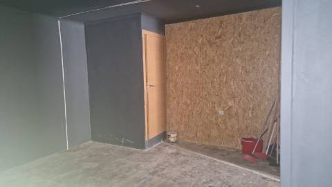 Loja  Arrendamento em Torres Novas (Santa Maria, Salvador e Santiago),Torres Novas