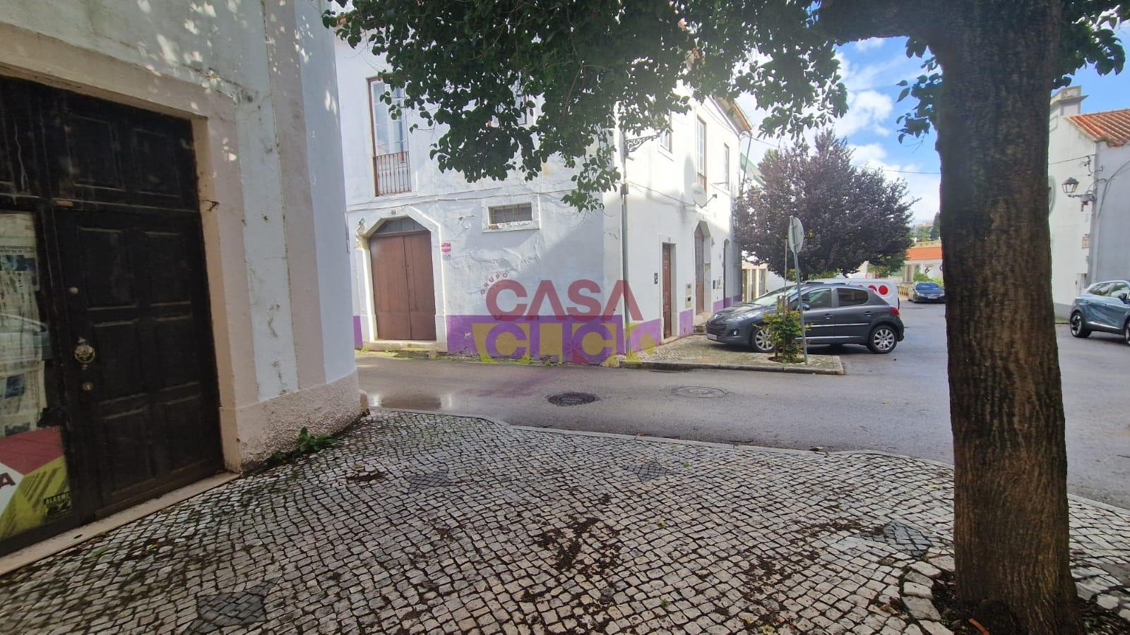 Loja  Arrendamento em Torres Novas (Santa Maria, Salvador e Santiago),Torres Novas