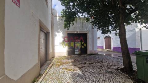 Loja  Arrendamento em Torres Novas (Santa Maria, Salvador e Santiago),Torres Novas