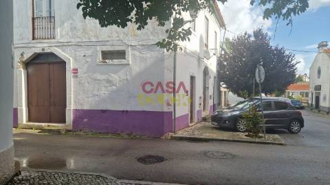 Loja  Arrendamento em Torres Novas (Santa Maria, Salvador e Santiago),Torres Novas