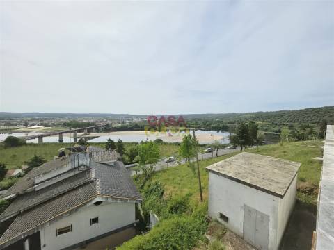 Apartamento T3 Venda em Abrantes (São Vicente e São João) e Alferrarede,Abrantes