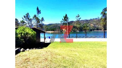 Lotes para habita&ccedil;&atilde;o inseridos em...