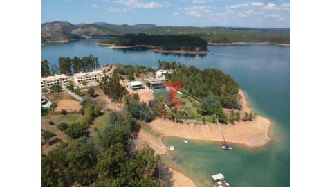 Lotes para habita&ccedil;&atilde;o inseridos em...