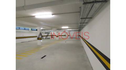 Moradia de tipologia T3 inserida num condomínio...