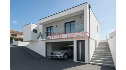 Moradia de tipologia T3, em fase final de...