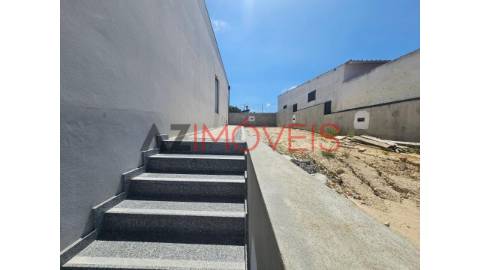 Moradia de tipologia T3, em fase final de...