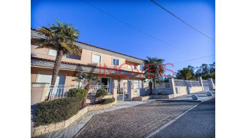 Fantástica moradia T5+2, ideal para quem procura...