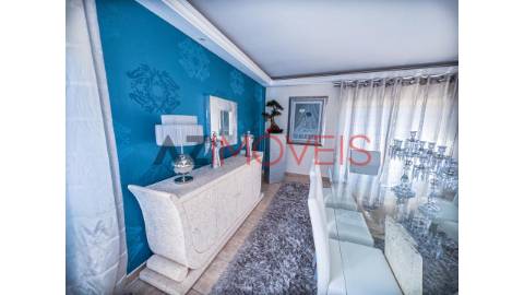 Fantástica moradia T5+2, ideal para quem procura...