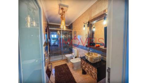 Fantástica moradia T5+2, ideal para quem procura...