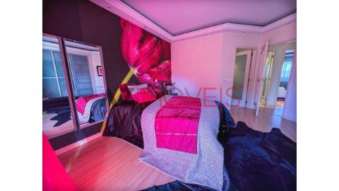 Fantástica moradia T5+2, ideal para quem procura...