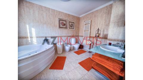 Fantástica moradia T5+2, ideal para quem procura...