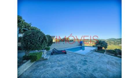 Fantástica moradia T5+2, ideal para quem procura...