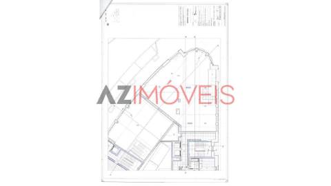 Arrenda-se loja, com uma área total de 500 m2, no...