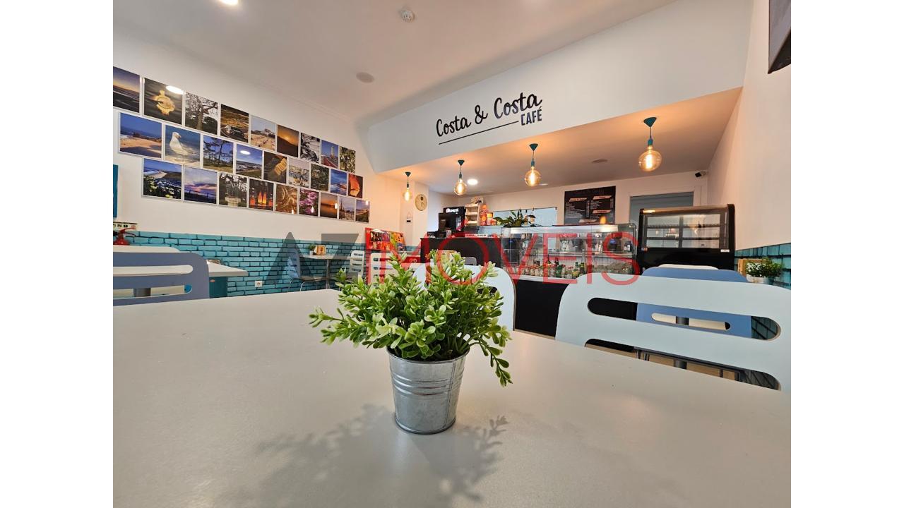 CAFÉ / RESTAURANTE EM PLENO...