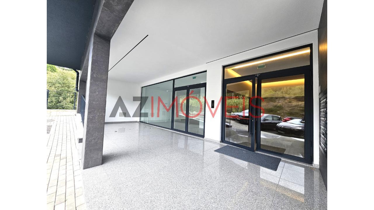 Loja/ Galeria Comercial com 168 m2 - Cave +...