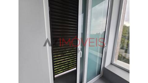 Loja/ Galeria Comercial com 168 m2 - Cave +...