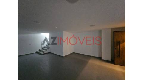 Loja/ Galeria Comercial com 168 m2 - Cave +...