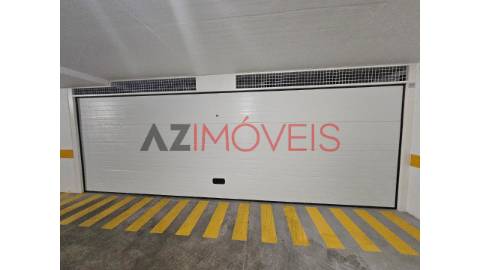 Loja/ Galeria Comercial com 168 m2 - Cave +...