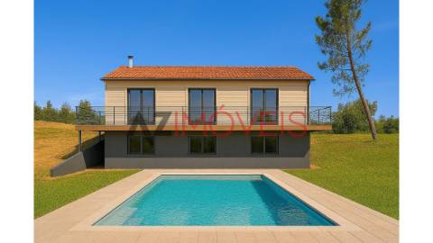 Moradia em Construção, em Lote de 2.056 m2 com...
