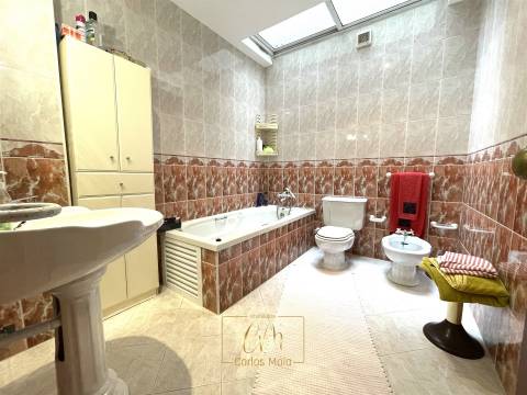 Moradia de luxo T5, localizada a 1 minuto do centro da cidade