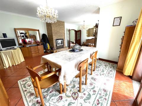 Moradia de luxo T5, localizada a 1 minuto do centro da cidade