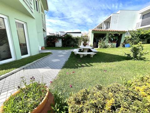 Moradia de luxo T5, localizada a 1 minuto do centro da cidade