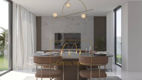 Moradias de luxo T3 e T3+1