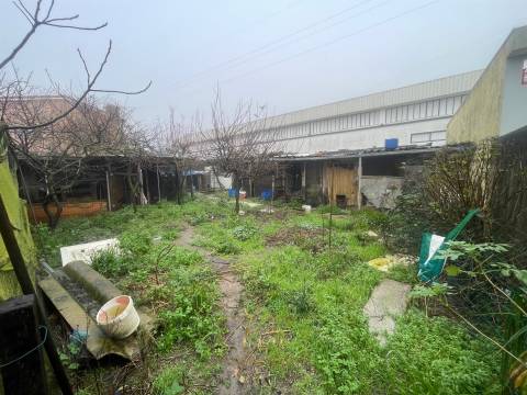 Lote de terreno com 477m2 , para construção de moradia