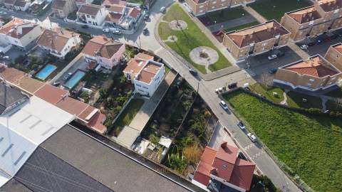 Lote de terreno com 477m2 , para construção de moradia