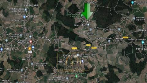 Terreno rústico com 6100m2, inserido em zona residencial