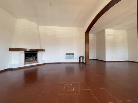 Apartamento T3 com vistas mar, três frentes