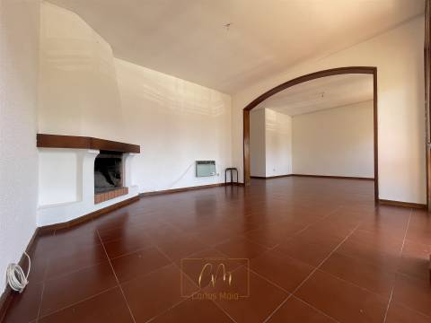 Apartamento T3 com vistas mar, três frentes