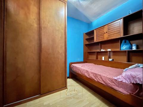 Apartamento T2+1 duplex com vistas mar