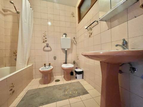 Apartamento T2+1 duplex com vistas mar