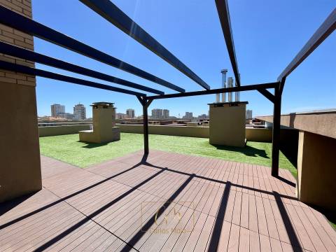 Apartamento T3 último piso com terraço, situado em Montgeron na Póvoa de Varzim